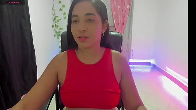 Snapshot of Kruela chatting on April 2026 04:50:01 AM Kruela online show from April 2026 04:50:01 AM