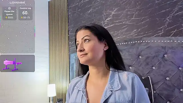 MarScarlett online show from December 2025 03:14:02 AM