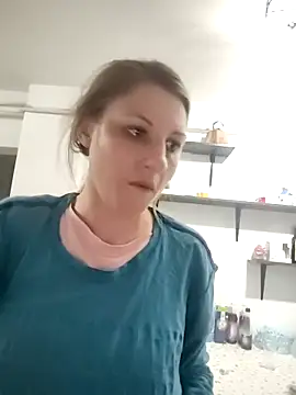 SandyCassie online show from April 2026 05:18:01 PM