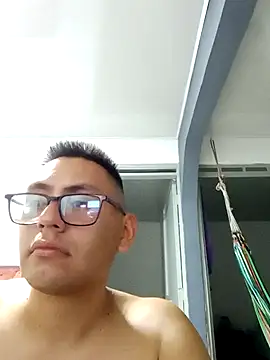 DariusNoir online show from October 2025 01:17:01 AM