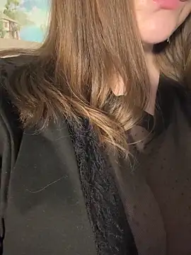 Curvy  Goddess online show from November 2025 03:50:01 AM