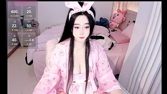 XIAO-QIQI888 online show from October 2025 06:23:02 AM