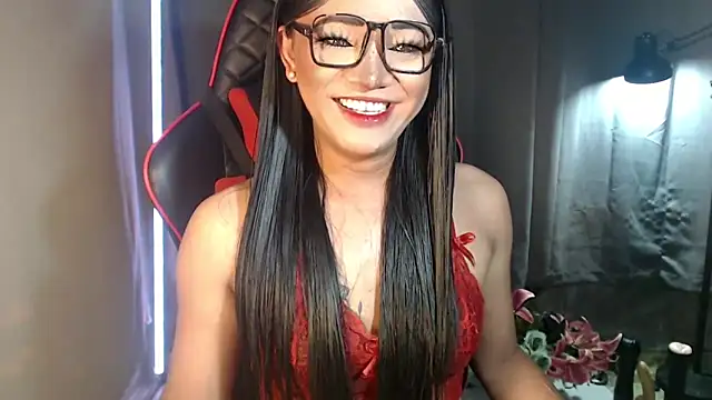 Snapshot of smokeprincess chatting on December 2025 08:28:02 PM smokeprincess online show from December 2025 08:28:02 PM