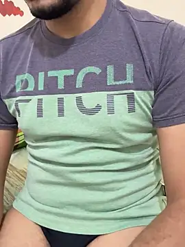 Handsome8677 online show from October 2025 07:31:02 AM