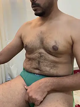 Handsome8677 online show from April 2026 07:58:02 AM