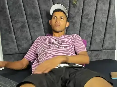 sexy latin cum online show from October 2025 11:16:01 PM