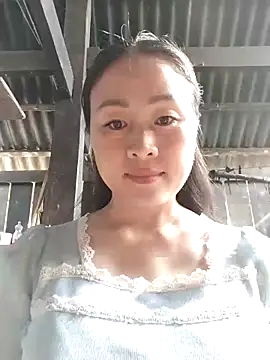 Spring-mky online show from October 2025 02:15:01 AM