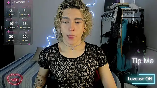 Lyric Mirage online show from November 2025 08:30:01 PM