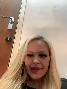 CherryXOX- online show from October 2025 12:39:02 PM