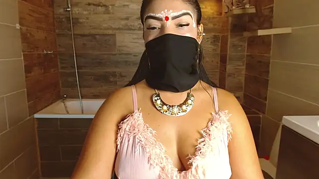 Iniya Parul online show from May 2026 02:47:02 PM