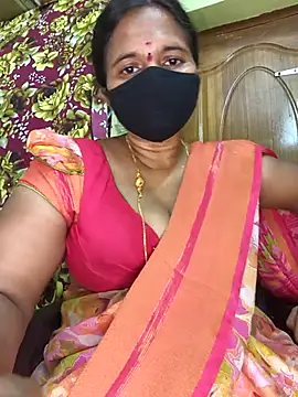 Snapshot of hot-telugu-queen chatting on October 2025 07:19:02 AM hot-telugu-queen online show from October 2025 07:19:02 AM