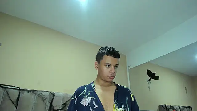 Xavier Fox    online show from October 2025 05:21:02 AM