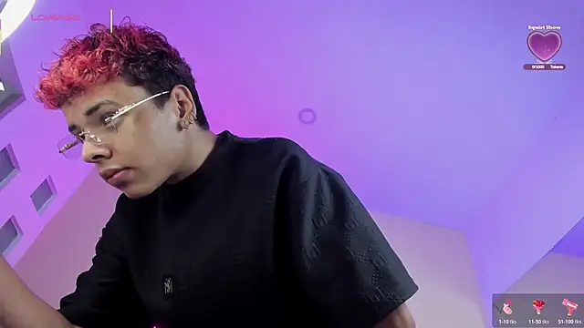 Xavier Fox    online show from February 2026 08:05:01 PM