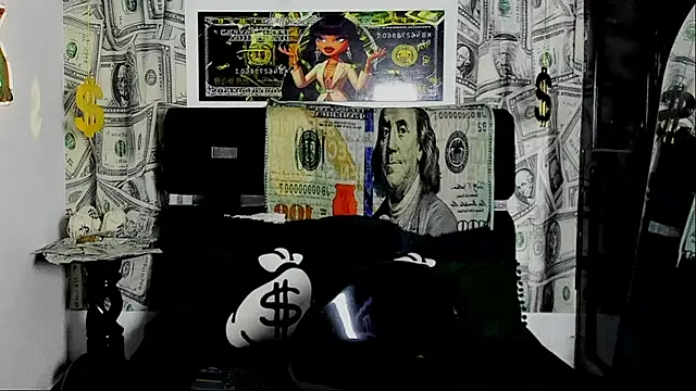 Snapshot of Latin_Doll13 chatting on October 2025 08:09:01 AM Latin Doll13 online show from October 2025 08:09:01 AM