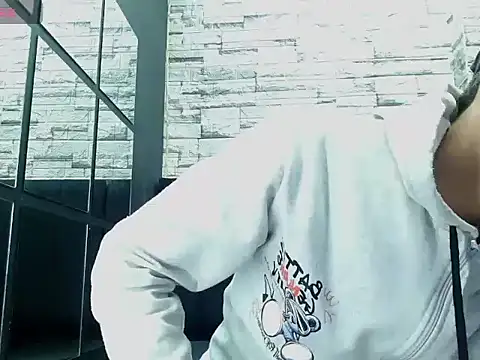 pether hairy online show from December 2025 04:40:02 AM