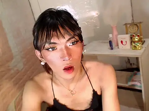 HaileyPresly online show from April 2026 02:13:02 PM