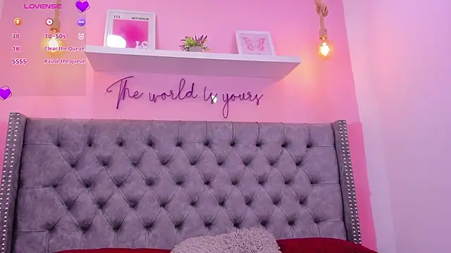 Sophiia 77 online show from March 2026 08:26:01 PM