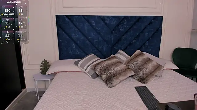 Soft Seduction online show from October 2025 01:28:01 AM