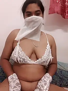 Snapshot of hornybitch690 chatting on April 2026 07:16:01 PM hornybitch690 online show from April 2026 07:16:01 PM