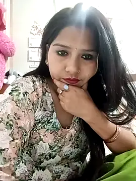 Vanshika1432 online show from October 2025 05:00:02 AM