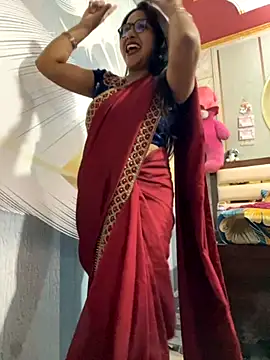 Vanshika1432 online show from November 2025 06:35:02 AM