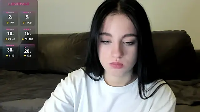 Snapshot of LexiSinnn chatting on November 2025 06:14:01 AM LexiSinnn online show from November 2025 06:14:01 AM