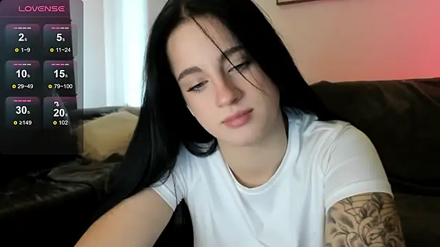 Snapshot of LexiSinnn chatting on November 2025 07:18:02 AM LexiSinnn online show from November 2025 07:18:02 AM