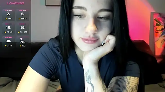 Snapshot of LexiSinnn chatting on November 2025 10:36:02 AM LexiSinnn online show from November 2025 10:36:02 AM