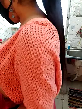 Cuty-Lina online show from November 2025 08:03:01 AM