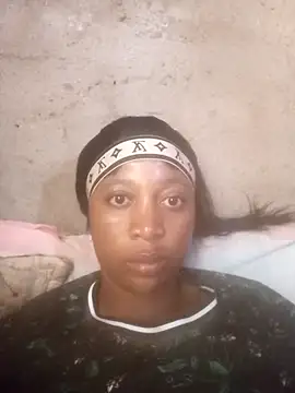 Bretbooty23 online show from October 2025 07:09:01 AM