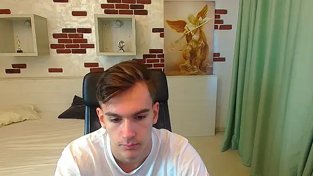 Snapshot of BradyFlint chatting on October 2025 05:42:02 AM BradyFlint online show from October 2025 05:42:02 AM