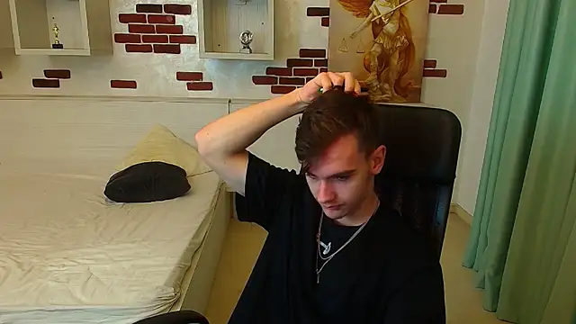 Snapshot of BradyFlint chatting on December 2025 05:17:02 AM BradyFlint online show from December 2025 05:17:02 AM