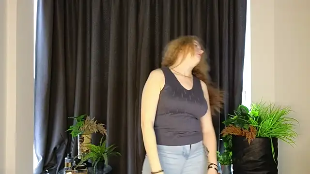 NightSaffron online show from December 2025 06:55:02 AM