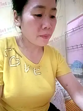 Snapshot of tabby-cat11 chatting on October 2025 01:45:02 PM tabby-cat11 online show from October 2025 01:45:02 PM