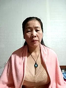 tabby-cat11 online show from November 2025 05:57:01 PM