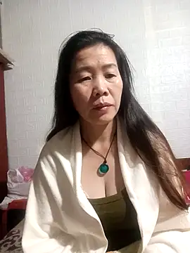 tabby-cat11 online show from November 2025 07:01:02 PM