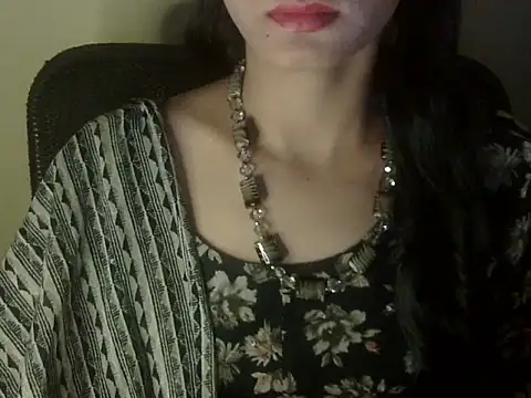 Snapshot of Shezi_N chatting on December 2025 02:34:01 PM Shezi N online show from December 2025 02:34:01 PM