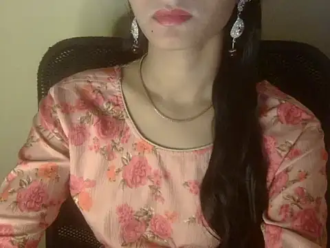 Snapshot of Shezi_N chatting on January 2026 01:57:01 PM Shezi N online show from January 2026 01:57:01 PM