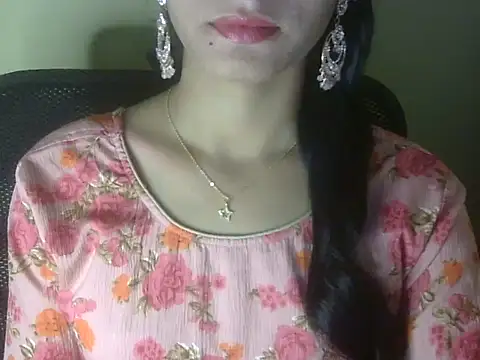 Snapshot of Shezi_N chatting on January 2026 01:49:01 PM Shezi N online show from January 2026 01:49:01 PM