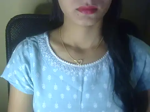 Snapshot of Shezi_N chatting on February 2026 02:00:02 PM Shezi N online show from February 2026 02:00:02 PM