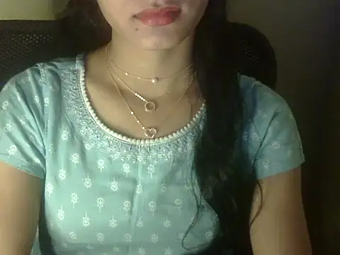 Snapshot of Shezi_N chatting on February 2026 04:58:02 PM Shezi N online show from February 2026 04:58:02 PM