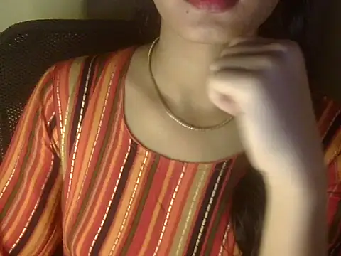 Snapshot of Shezi_N chatting on February 2026 05:13:02 PM Shezi N online show from February 2026 05:13:02 PM