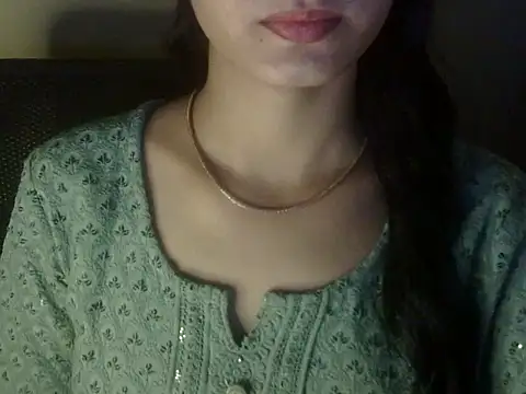 Snapshot of Shezi_N chatting on February 2026 07:00:02 PM Shezi N online show from February 2026 07:00:02 PM