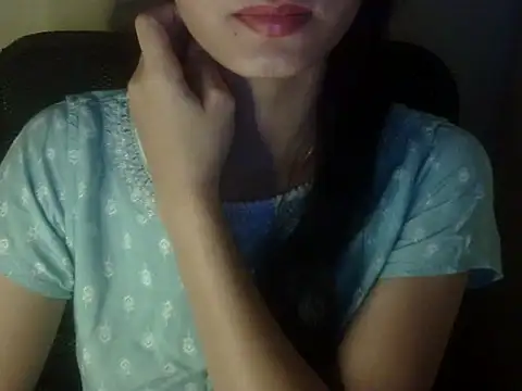 Snapshot of Shezi_N chatting on February 2026 05:33:01 PM Shezi N online show from February 2026 05:33:01 PM