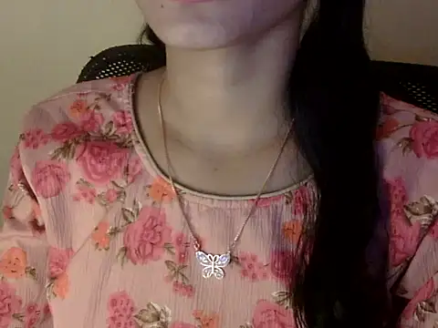 Snapshot of Shezi_N chatting on February 2026 08:58:02 AM Shezi N online show from February 2026 08:58:02 AM