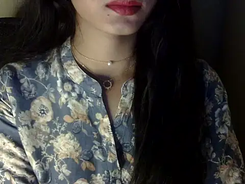 Snapshot of Shezi_N chatting on February 2026 02:40:02 PM Shezi N online show from February 2026 02:40:02 PM