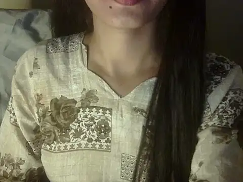 Snapshot of Shezi_N chatting on March 2026 01:22:02 PM Shezi N online show from March 2026 01:22:02 PM