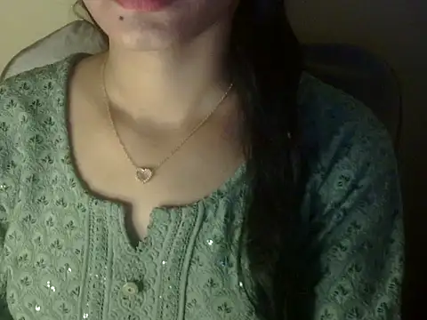 Snapshot of Shezi_N chatting on April 2026 11:49:01 AM Shezi N online show from April 2026 11:49:01 AM