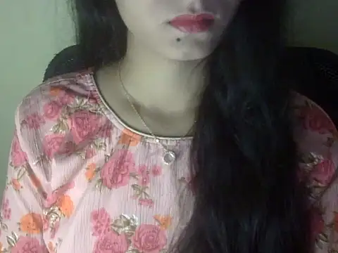 Snapshot of Shezi_N chatting on July 2026 02:13:01 PM Shezi N online show from July 2026 02:13:01 PM