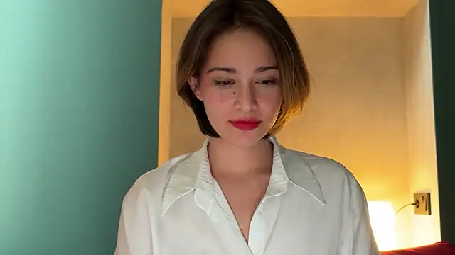 Snapshot of WillHannah chatting on April 2026 02:36:02 PM WillHannah online show from April 2026 02:36:02 PM